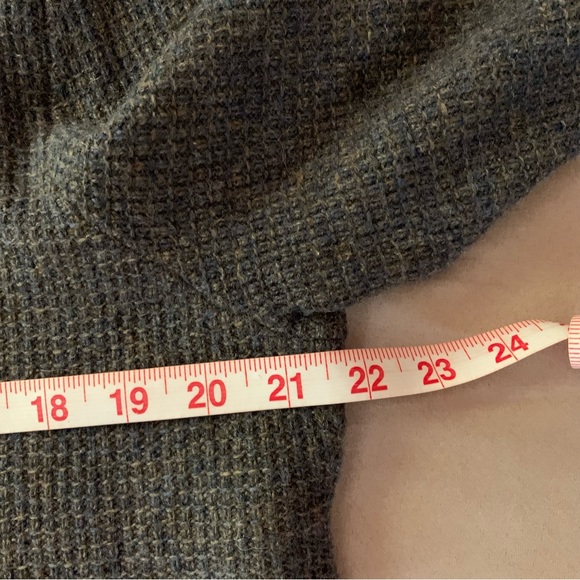 JOSEPH ABBOUD. NWT. Tan/Dark Gray Knit Sweater.Wool Blend.Size L.Button … - Picture 6 of 7